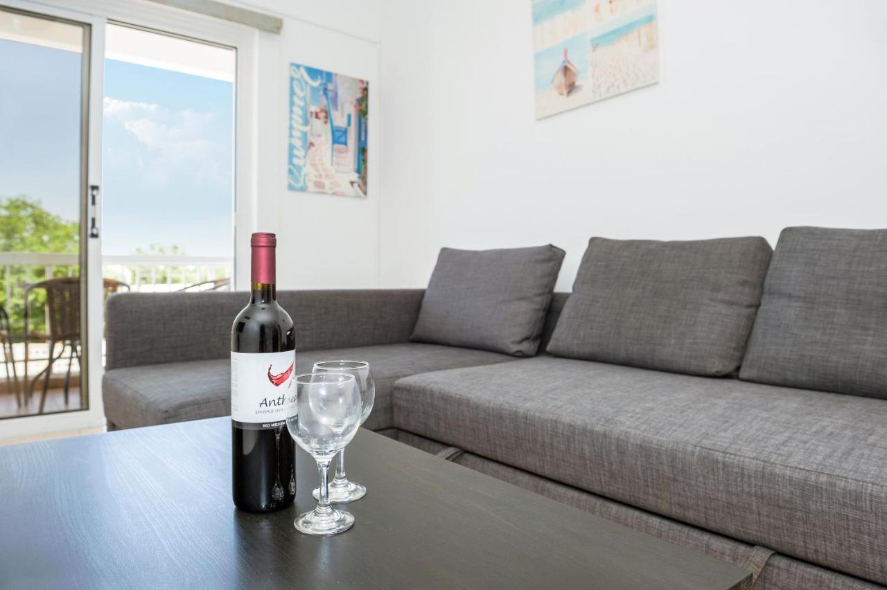 Mynapa Apartments Αγία Νάπα Εξωτερικό φωτογραφία